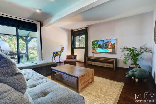 Villa Cardinal ? La Villa Aux Touches Color�es