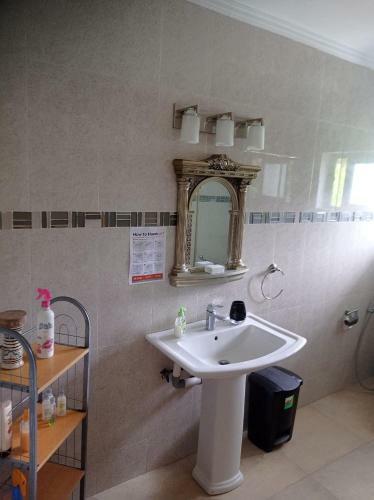 Les Forbans Selfcatering Apartment