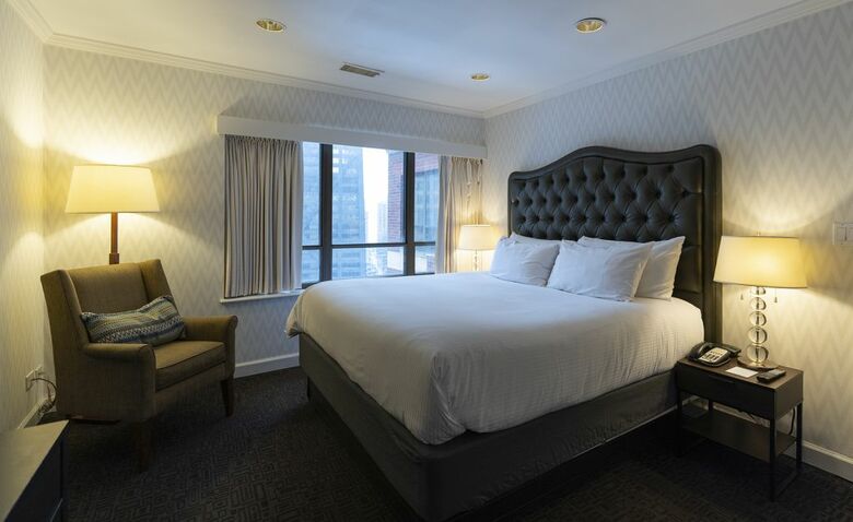 The Tremont Chicago Hotel At Magnificent Mile