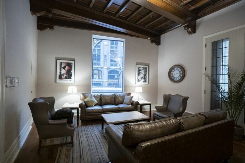 The Tremont Chicago Hotel At Magnificent Mile