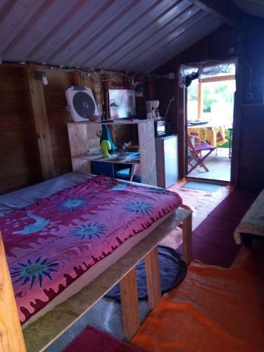Bungalow Acc�s Piscine Jaccuzzi Chez Kat Et Rico