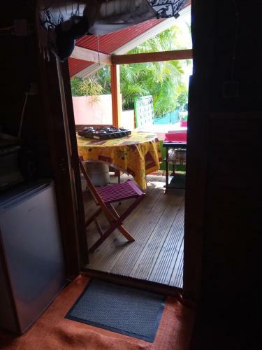 Bungalow Acc�s Piscine Jaccuzzi Chez Kat Et Rico