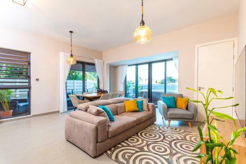 One Bay Residence Apartment 6