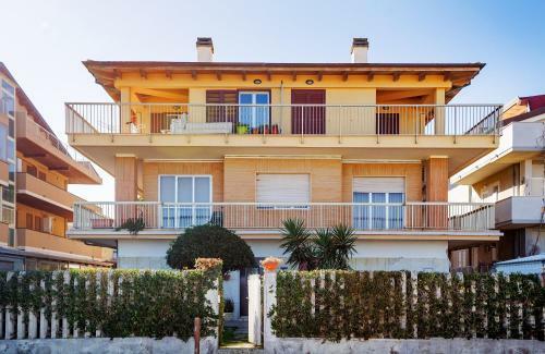 Apartamento Intero Appartamento Fronte Mare Valter II