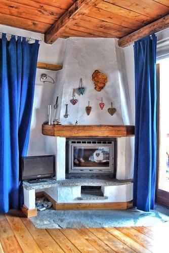 Wood & Snow Apartment