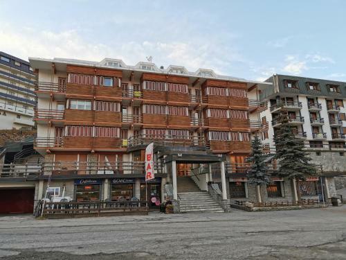 Hostdomus - L'ermellino Apartment