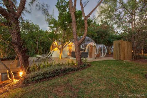 Bubble Lodge Ile Aux Cerfs Island