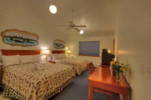 Motel Frontier Suites Airport Hotel