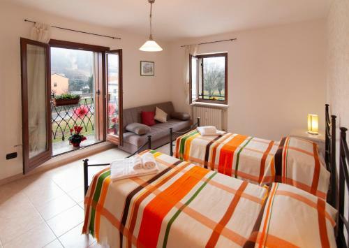 Hostal La Finestra Sul Castello