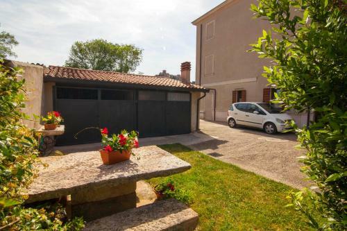 Hostal La Finestra Sul Castello