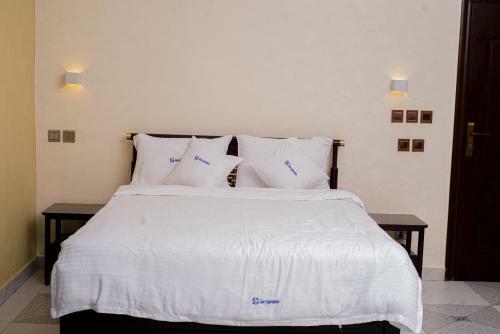 Glory Apartments Ltd