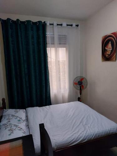 Apartamento Beautiful 4 Bedroom Home With Free Parking.
