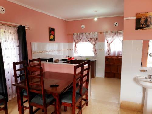 Hostal Meris Cosy Guesthouse Naivasha