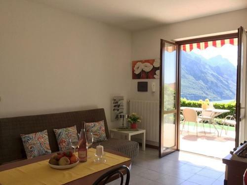 Apartamento Irina?s House With View On Like And Swimming Pool