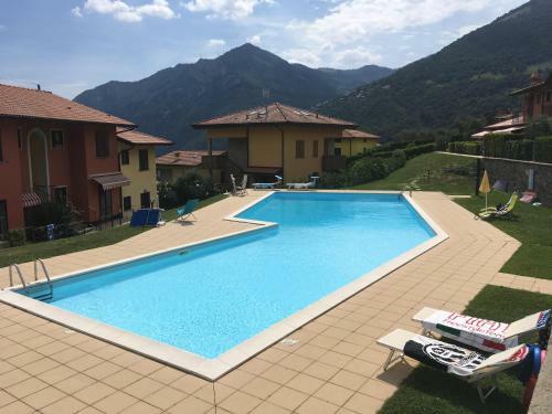 Apartamento Irina?s House With View On Like And Swimming Pool