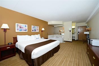 Hotel America's Best Value Inn & Suites