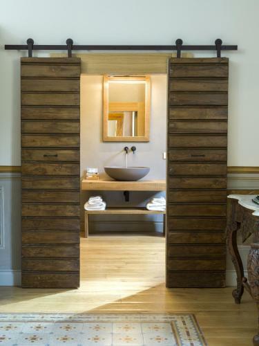 Three Bedroom Apartment