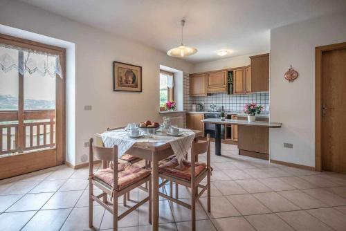 Apartamento Antico Borgo Maurina Spormaggiore Ospitar