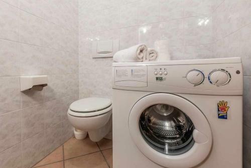 Apartamento Antico Borgo Maurina Spormaggiore Ospitar