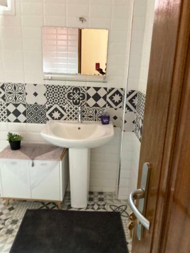 Maison Oceane A Zac Mbao