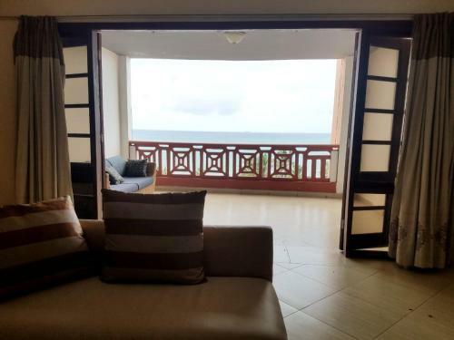 2 Bedroom Apartment Serena Beach