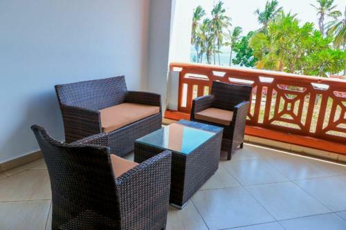 Stayplus Shanzu Beachfront Apartment
