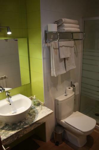 Bed & Breakfast Hostal La Ribera Del J�car