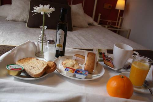 Bed & Breakfast Hostal La Ribera Del J�car