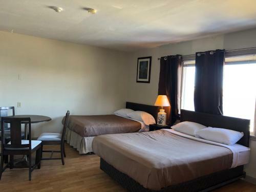 El Rancho Motel