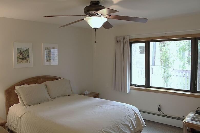 Shadow Mountain Lodge