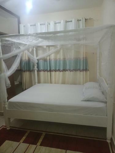 Clyde Studio Apartments