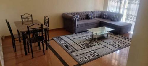 Show Ground Apartments