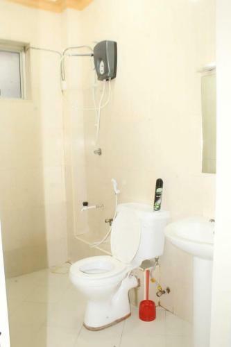 Lovely Two Bedroom Apartment In A Serene Area