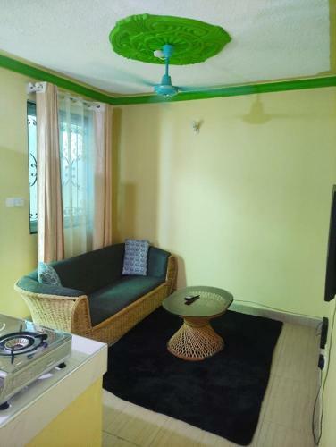Cozy 1bedroom Apartment With Balcony(New Building)