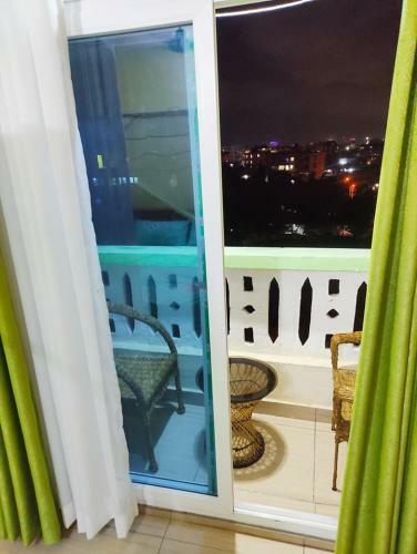 Cozy 1bedroom Apartment With Balcony(New Building)