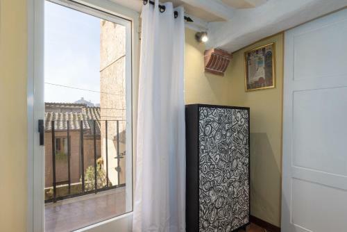 Apartamento Altido Stylish Flat For 4 With Balcony, Perfect Centre