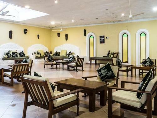 Hostal Room In Bb - Prideinn Flamingo Beach Resort Spa