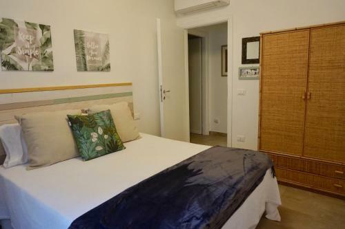 Hostal Sperlonga By The Sea