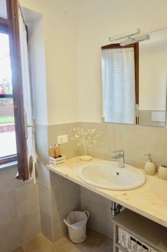 Hostal Sperlonga By The Sea