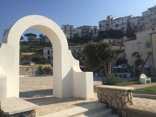 Hostal Sperlonga By The Sea