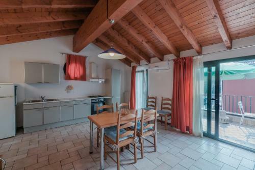 Villa Natalina - A 100 Metri Dalle Terme Virgilio