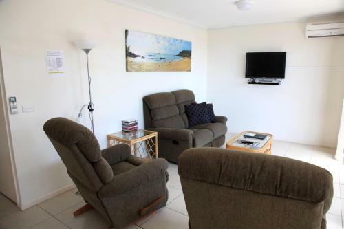 Beach House Holiday Apartments