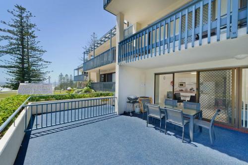Beach House Holiday Apartments