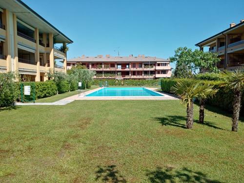 Sunflower Apartment - Trilocale Con Piscina, Terrazza E Wifi