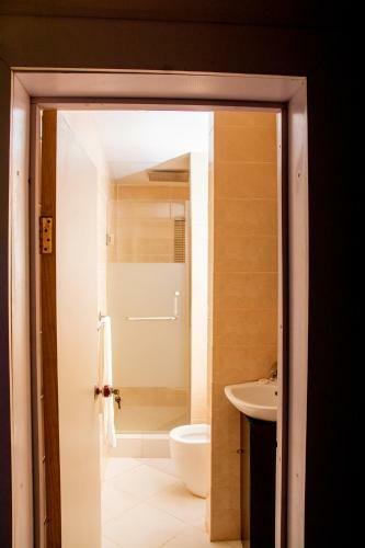 Hotel White Vill Hospitality And Homes
