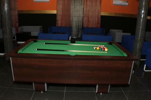 Hotel Royal Blue Guest House & Bar
