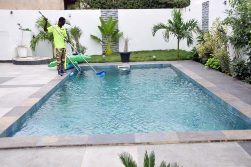 Magnifique Villa Climatis�e Avec Piscine � Warang