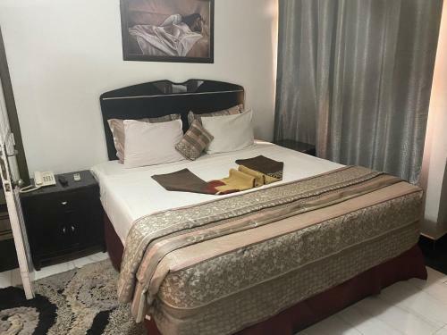 Golden Coast Hotel