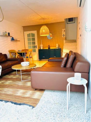 Cozy Duplex Near The Beach With Private Garden
