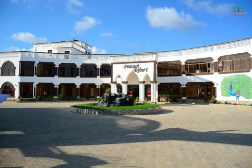 Hotel White Peacock Resort